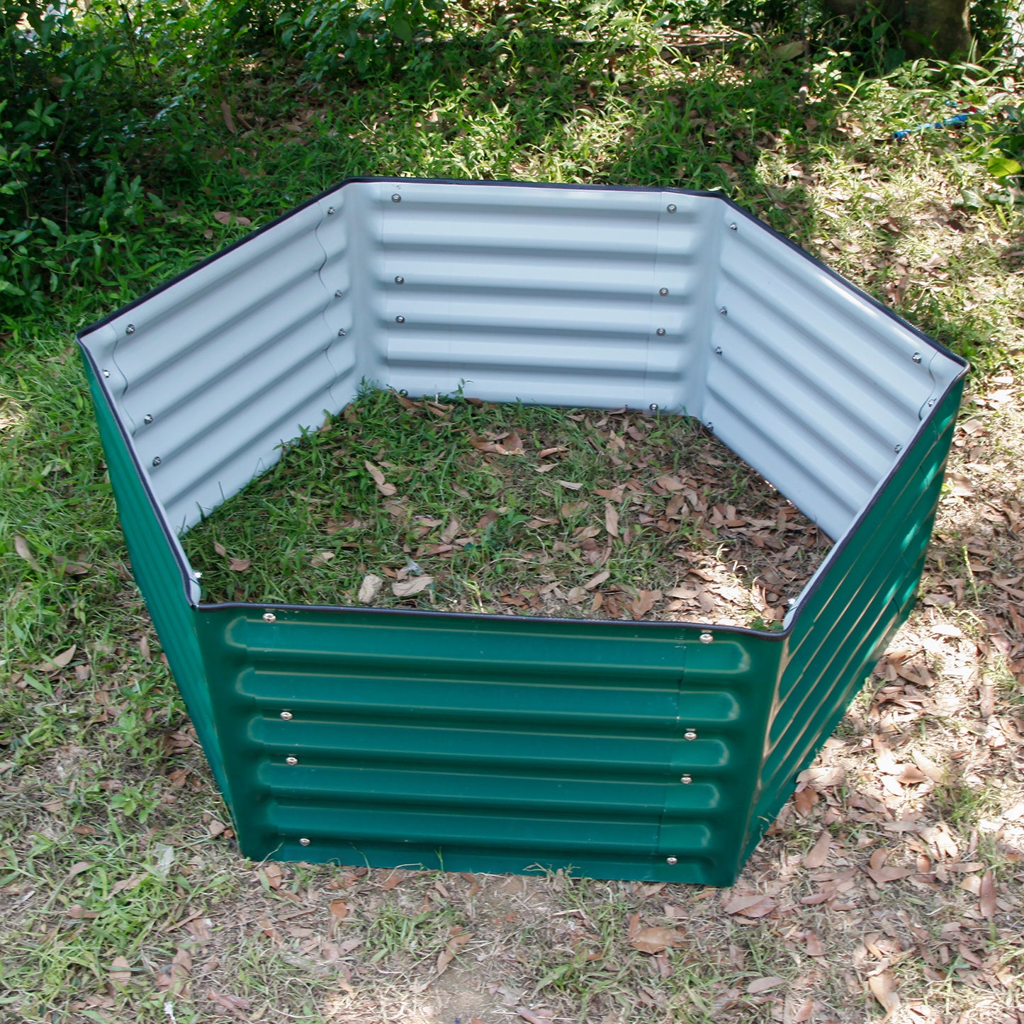 17 in. H 3.5'x4' Hexagon Metal Garden Beds